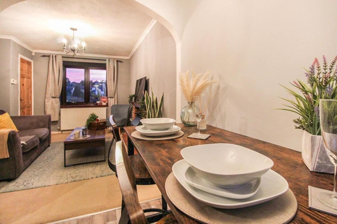 Casa vacanze Comfortable 2 Bedroom House With Free Parking